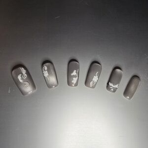 Elegant Gray Nail Art Set